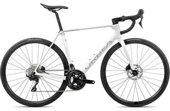 2026 ORBEA ORCA M30 - OMR CARBON - SHIMANO 105 (T106) ROAD BIKE